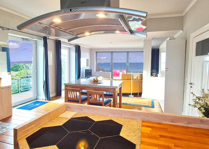 Apartment Strandvilla Beletage - Exklusive Mit Einzigartigem - Und Hafenblick Timmendorfer Strand